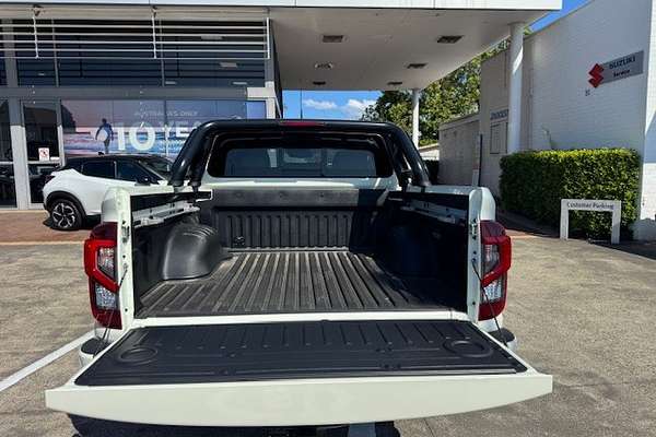 2024 Nissan Navara PRO-4X Warrior D23 4X4