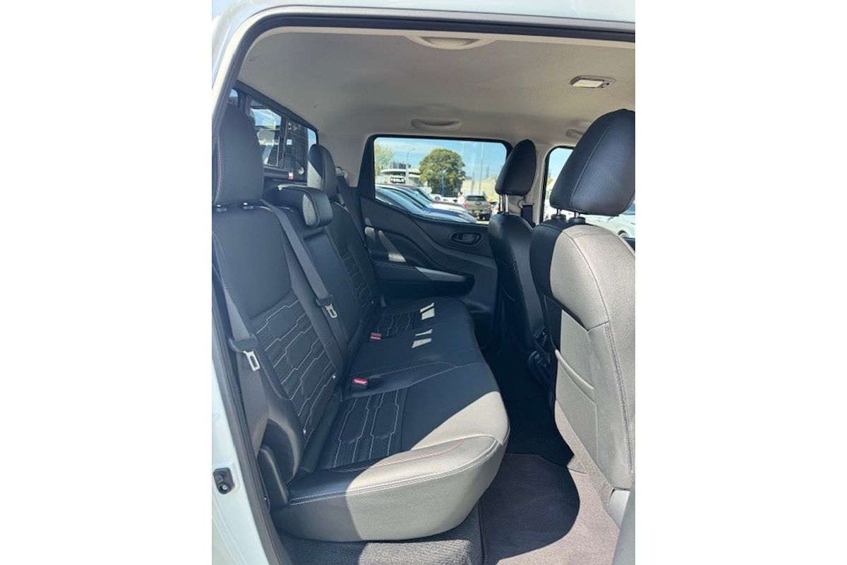 2024 Nissan Navara PRO-4X Warrior D23 4X4