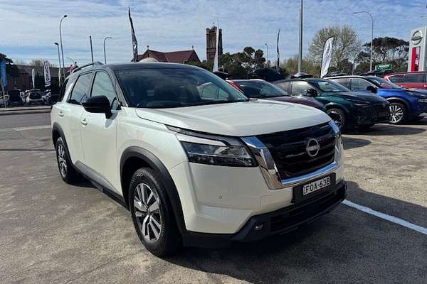 2024 Nissan Pathfinder Ti R53