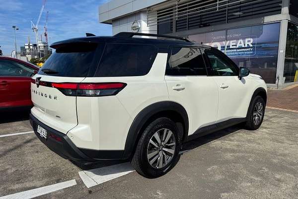 2024 Nissan Pathfinder Ti R53