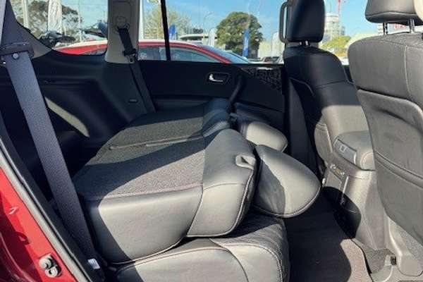 2025 Nissan Patrol Ti Y62