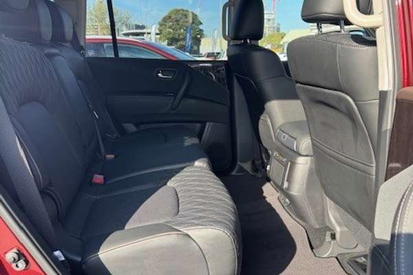 2025 Nissan Patrol Ti Y62