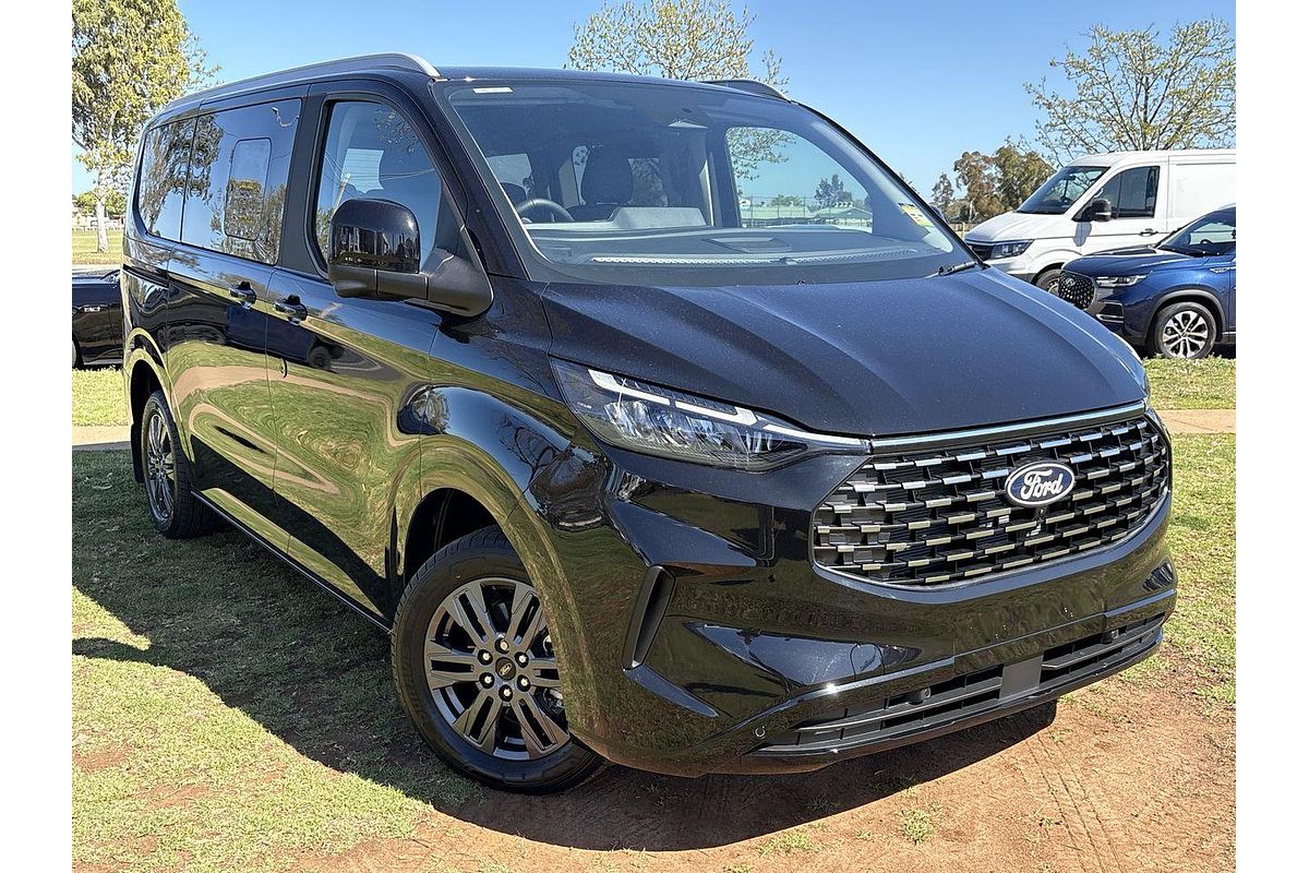 2025 Ford Tourneo Titanium X AV SWB