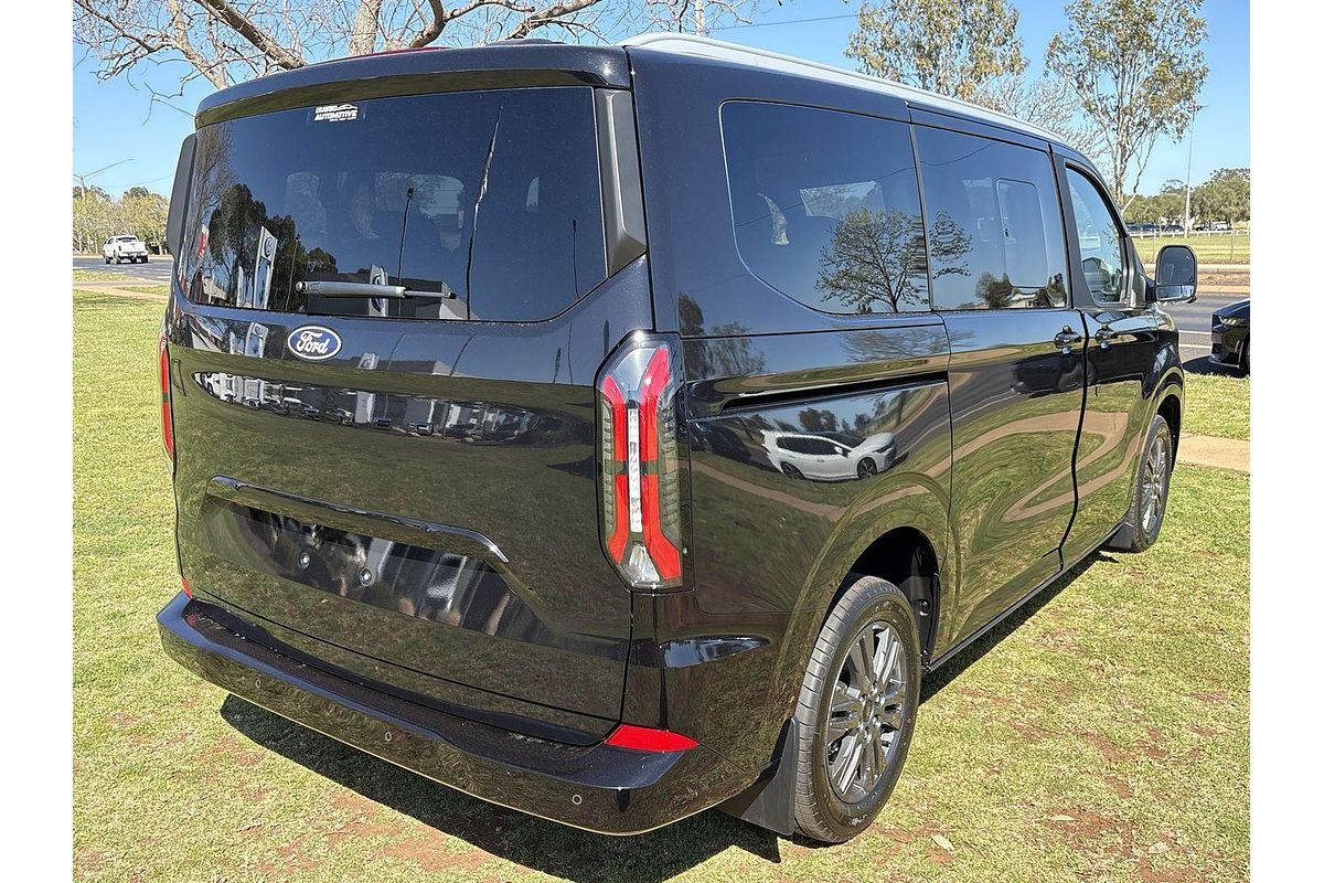 2025 Ford Tourneo Titanium X AV SWB