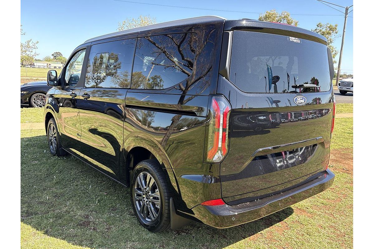 2025 Ford Tourneo Titanium X AV SWB