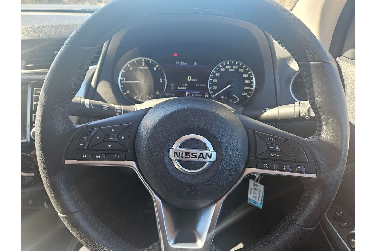 2023 Nissan Navara ST D23
