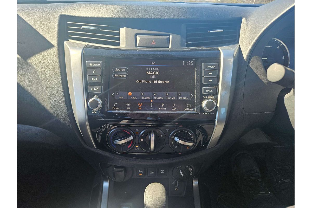 2023 Nissan Navara ST D23