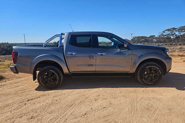 2023 Nissan Navara ST D23
