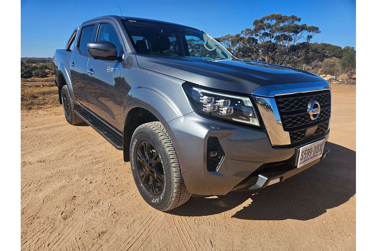 2023 Nissan Navara ST D23