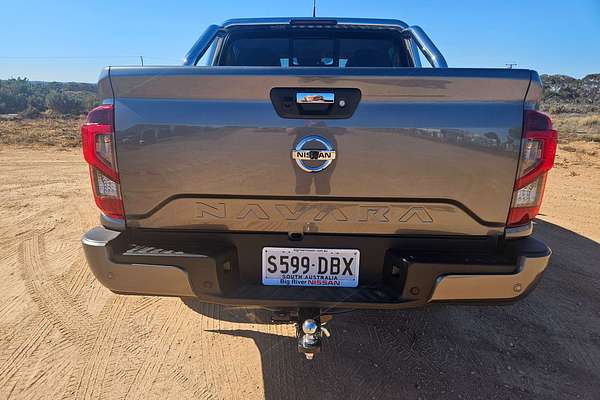 2023 Nissan Navara ST D23