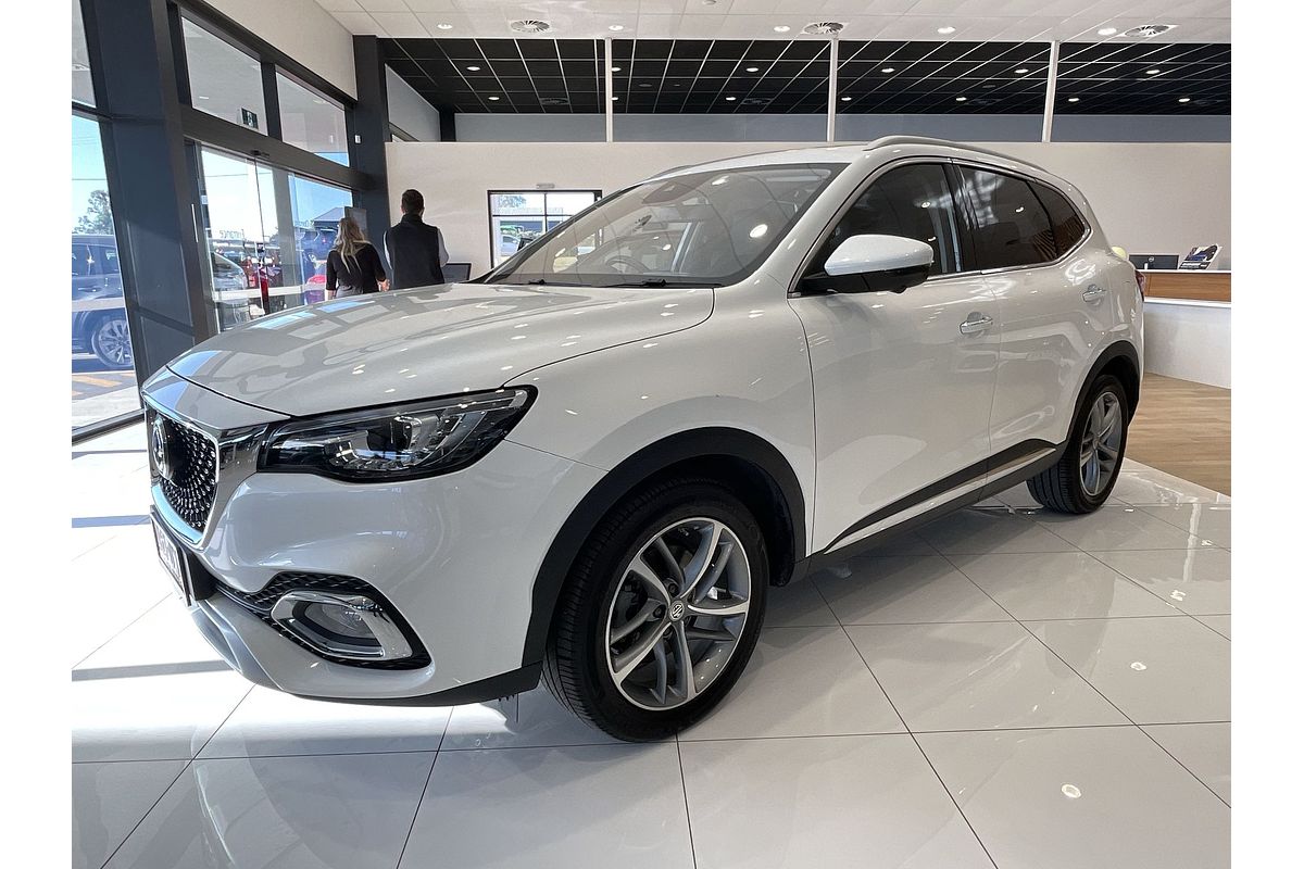 2021 MG HS Essence X SAS23