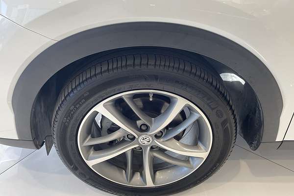 2021 MG HS Essence X SAS23