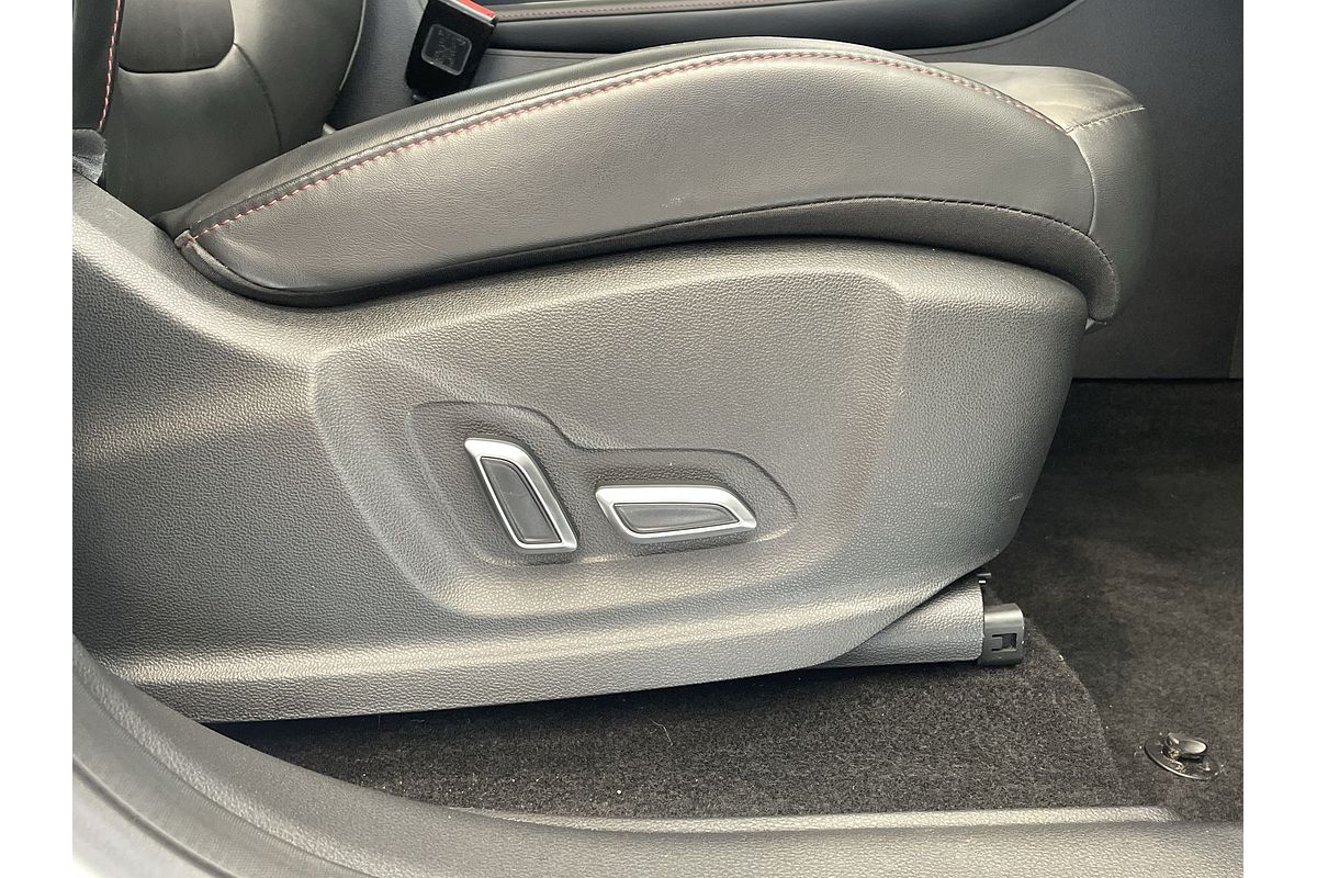 2021 MG HS Essence X SAS23