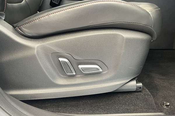 2021 MG HS Essence X SAS23