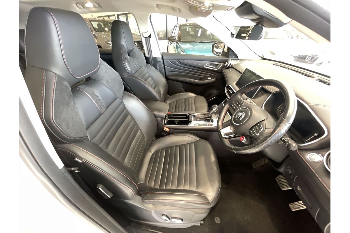 2021 MG HS Essence X SAS23