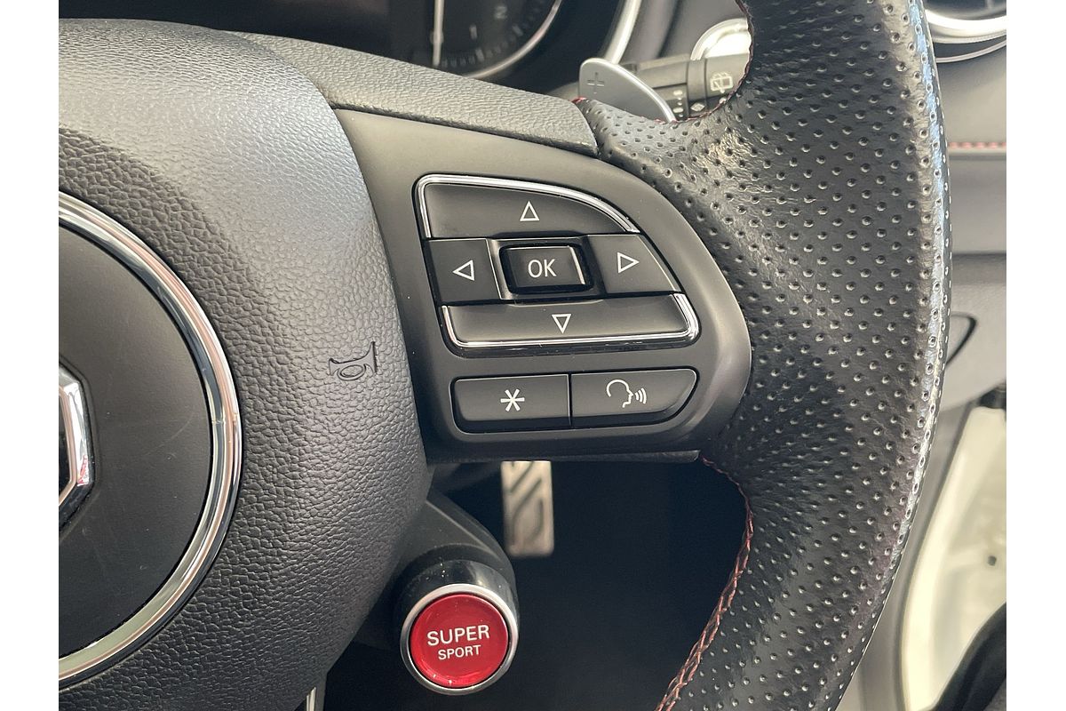 2021 MG HS Essence X SAS23