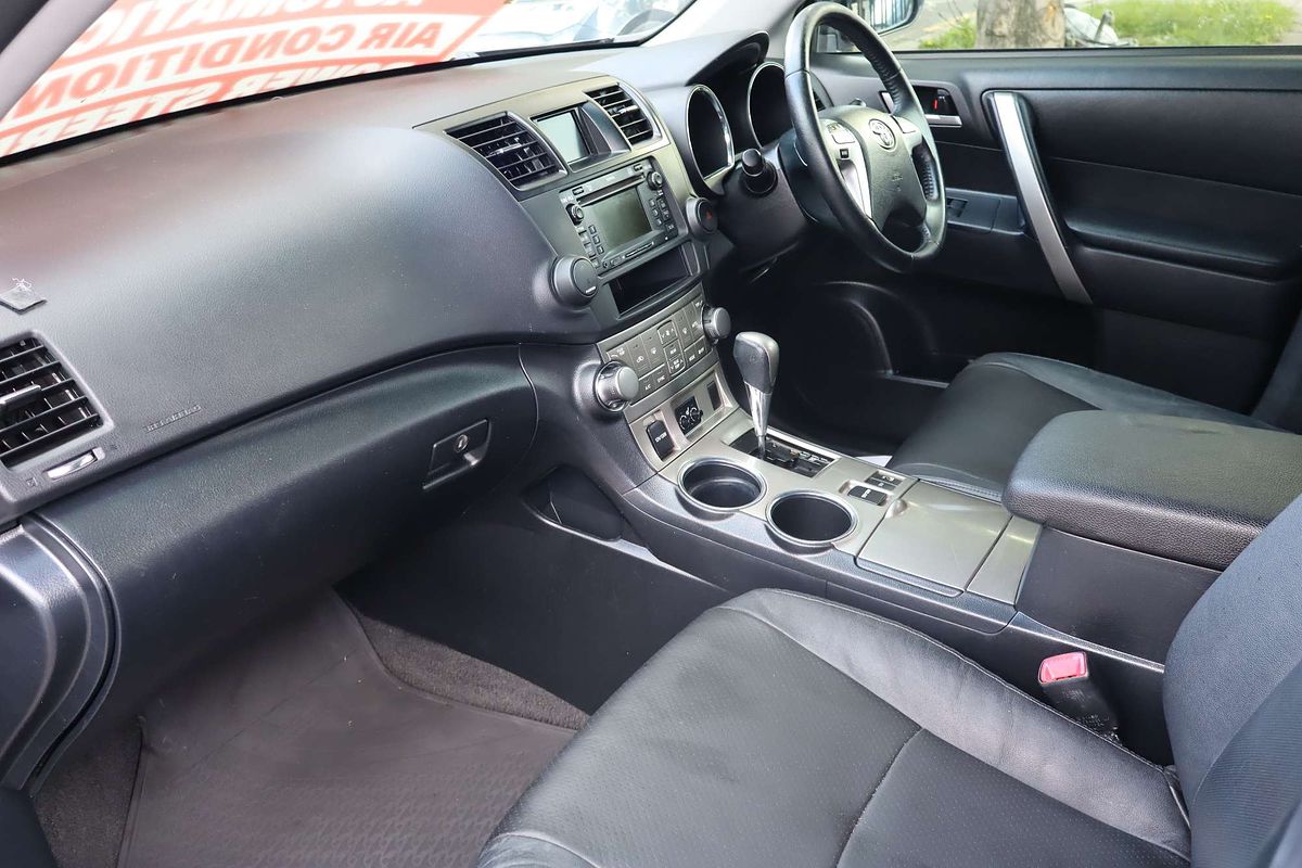 2011 Toyota Kluger KX-S