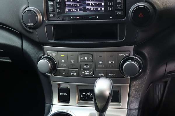 2011 Toyota Kluger KX-S