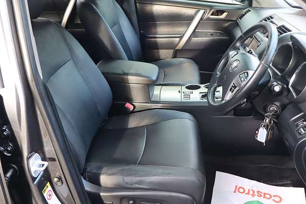 2011 Toyota Kluger KX-S