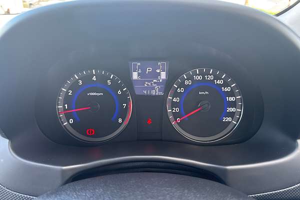2017 Hyundai Accent Active RB4
