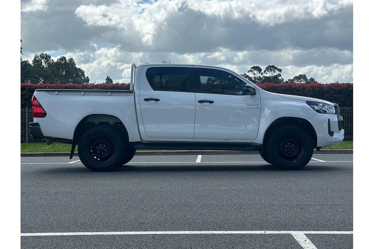 2022 Toyota Hilux SR GUN126R 4X4