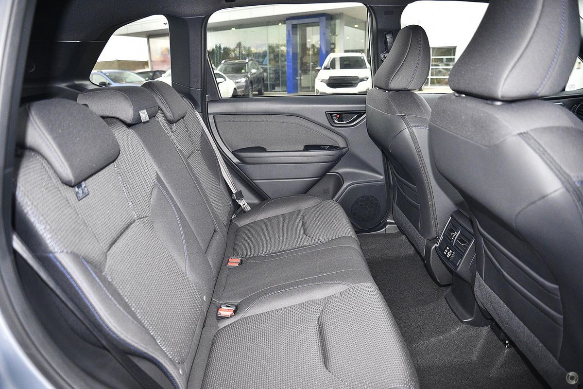 2025 Subaru Forester Premium S6