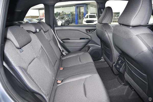 2025 Subaru Forester Premium S6