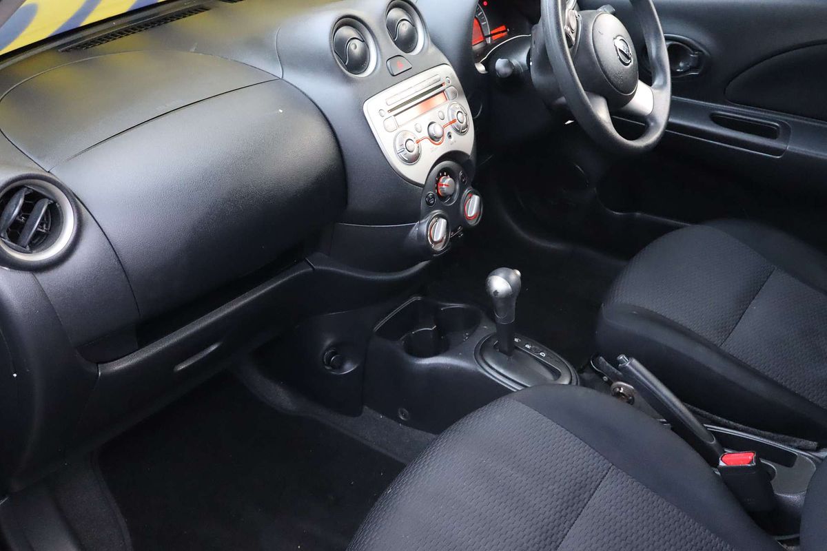 2011 Nissan Micra ST K13