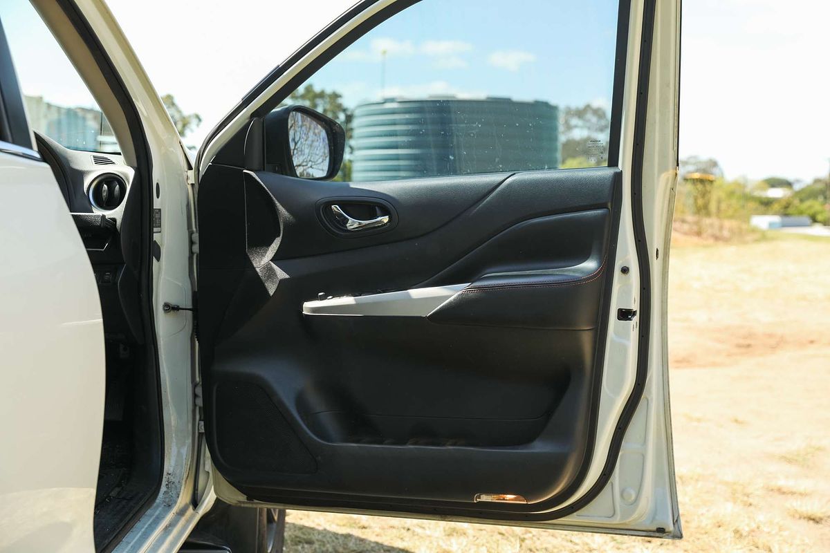 2019 Nissan Navara ST-X D23 Series 3 4X4