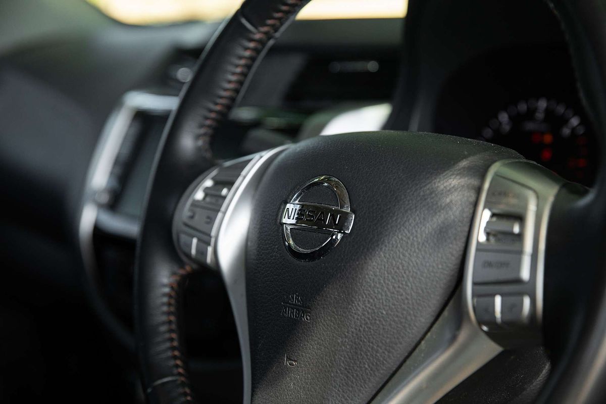 2019 Nissan Navara ST-X D23 Series 3 4X4
