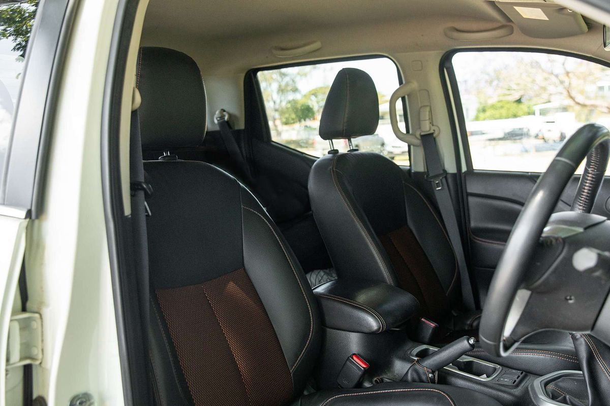 2019 Nissan Navara ST-X D23 Series 3 4X4