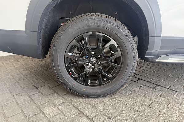 2025 LDV D90 Executive SV9A