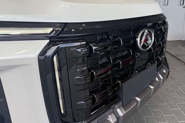 2025 LDV D90 Executive SV9A