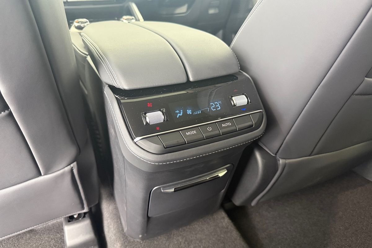 2025 LDV D90 Executive SV9A