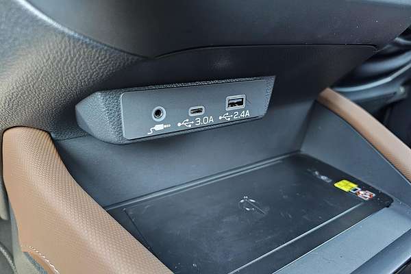 2025 Subaru Forester Hybrid Touring S6