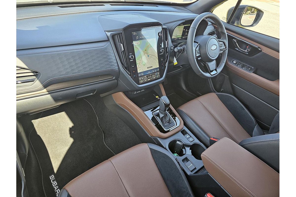 2025 Subaru Forester Hybrid Touring S6