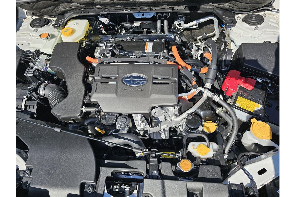2025 Subaru Forester Hybrid Touring S6