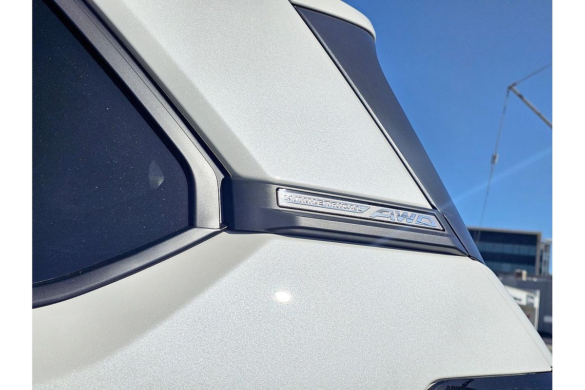 2025 Subaru Forester Hybrid Touring S6