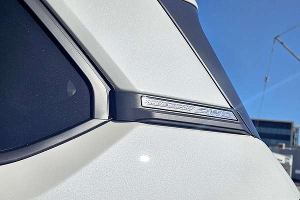 2025 Subaru Forester Hybrid Touring S6
