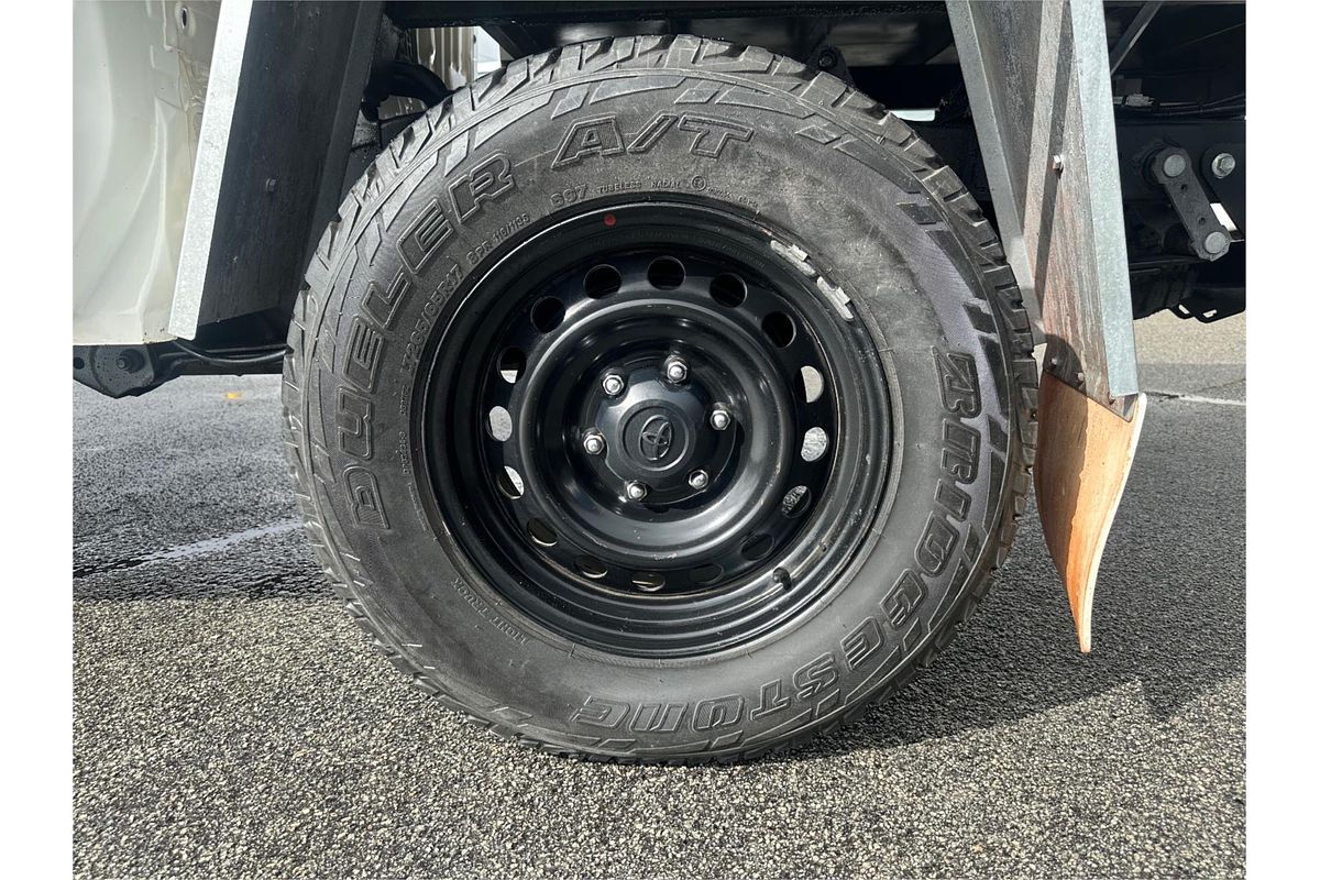 2022 Toyota Hilux SR GUN126R 4X4