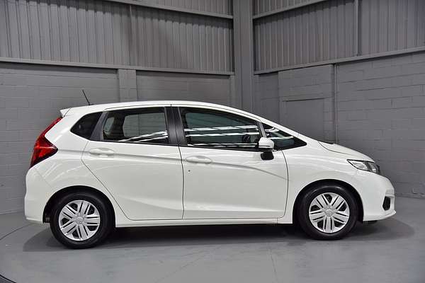 2017 Honda Jazz VTi GF