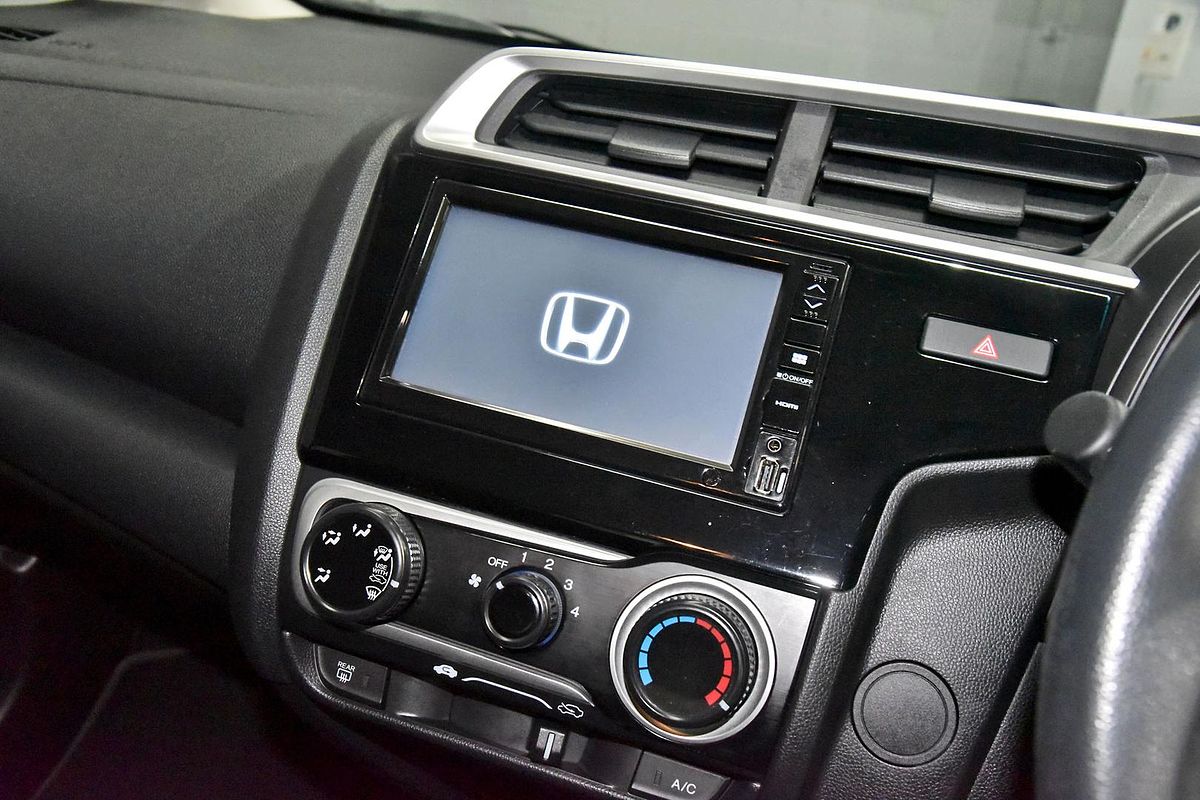 2017 Honda Jazz VTi GF