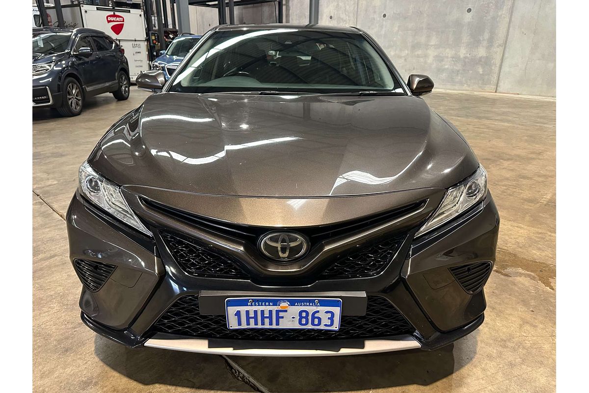 2020 Toyota Camry SX GSV70R