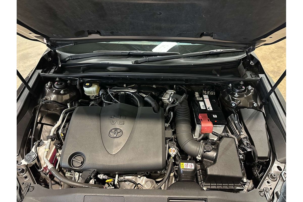 2020 Toyota Camry SX GSV70R
