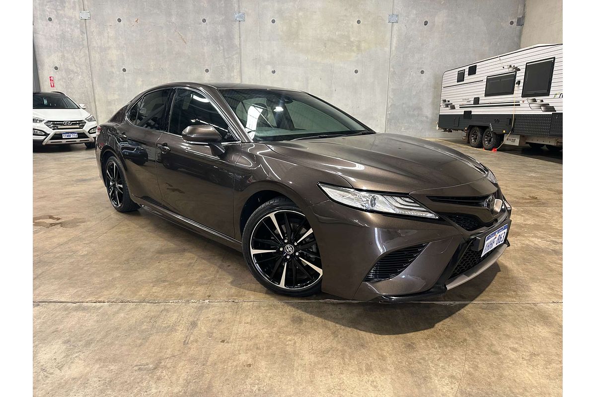 2020 Toyota Camry SX GSV70R