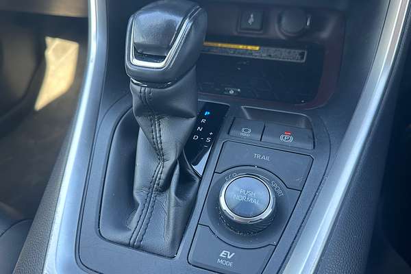 2020 Toyota RAV4 Cruiser AXAH52R