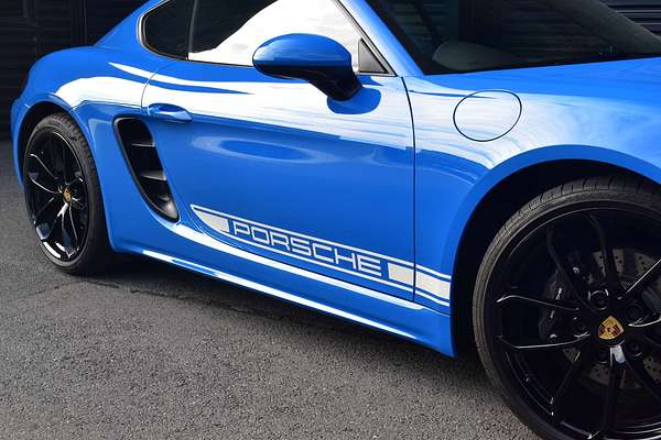 2024 Porsche 718 Cayman Style Edition 982
