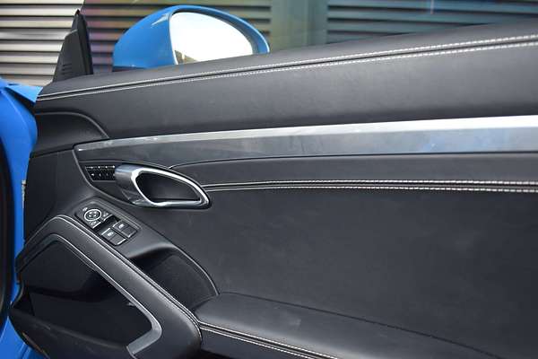 2024 Porsche 718 Cayman Style Edition 982