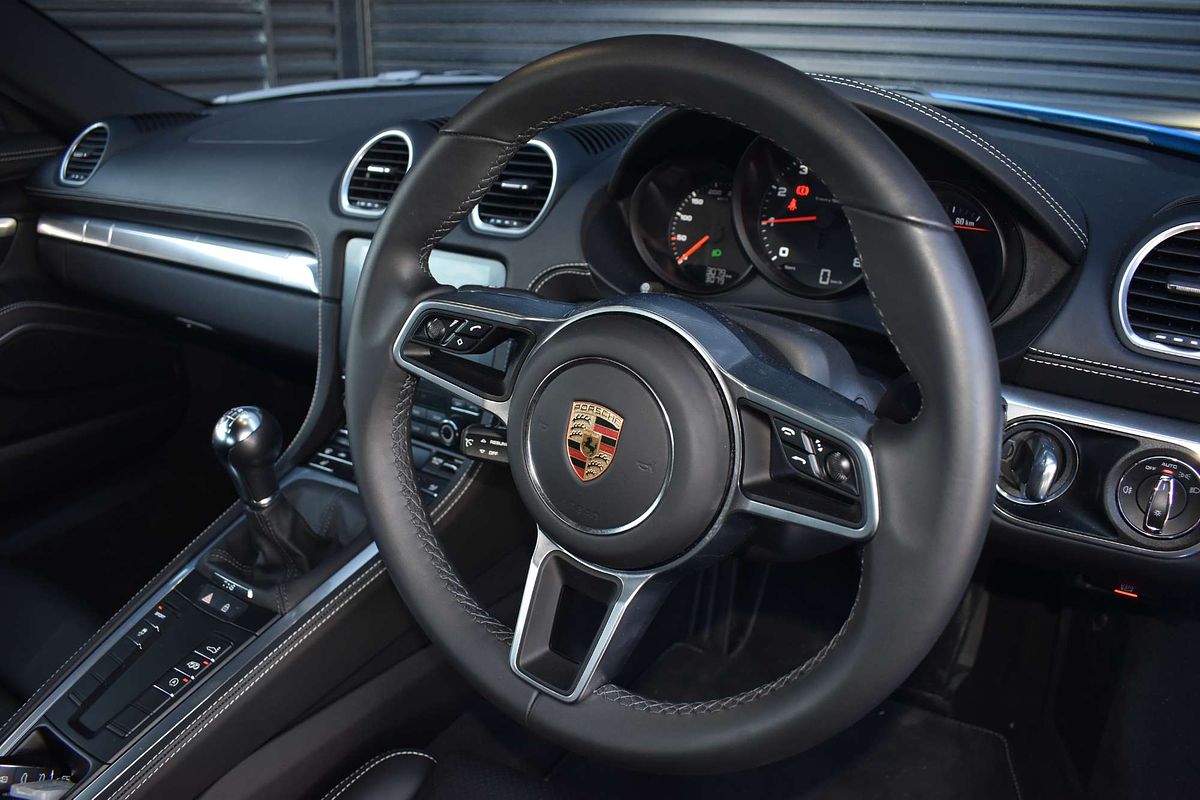 2024 Porsche 718 Cayman Style Edition 982
