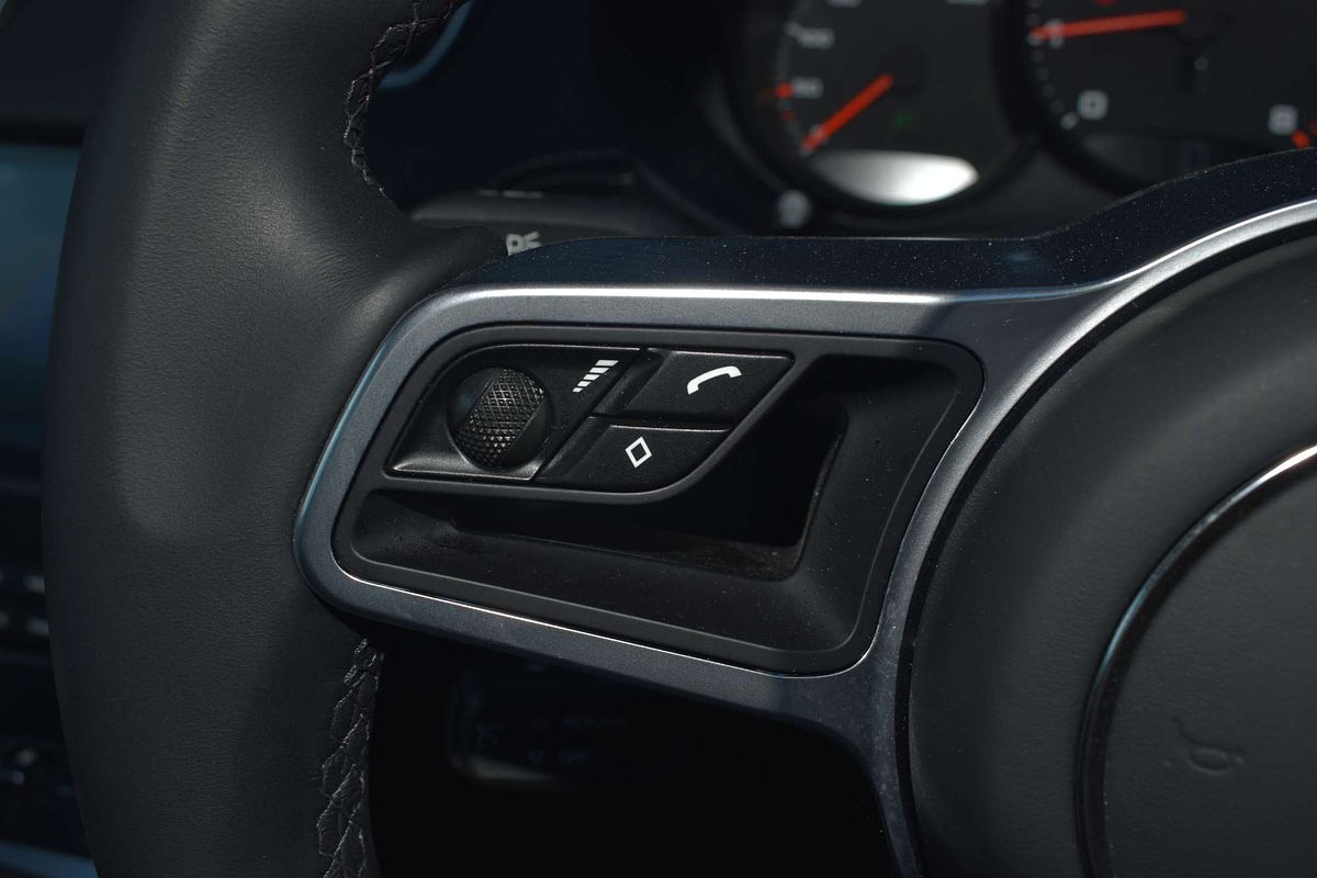 2024 Porsche 718 Cayman Style Edition 982
